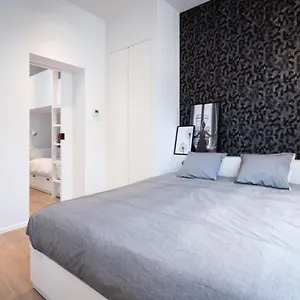 Bedrooms Fully Equipped In A Beautiful House , Bruxelles Belgio