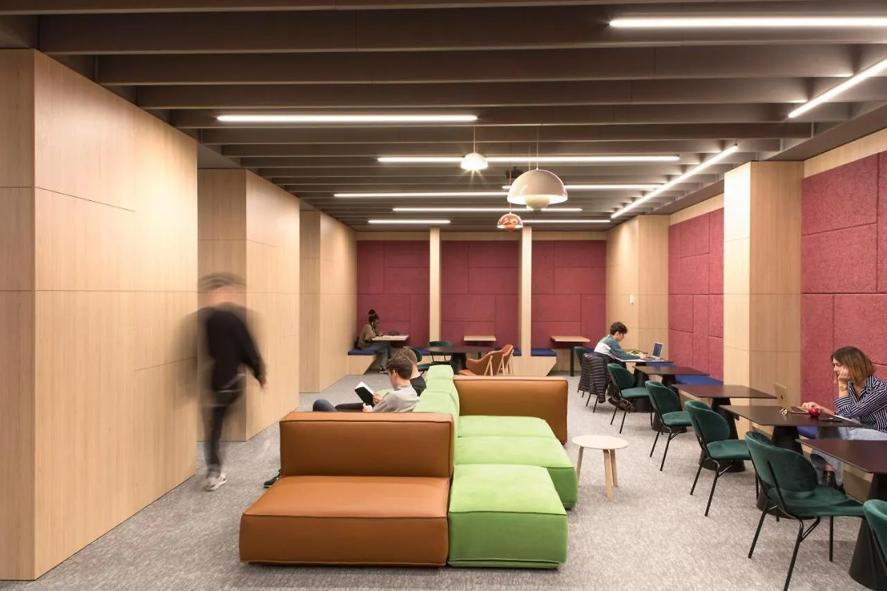 Kraainem Roxi The Urban Residence Brussels מלון