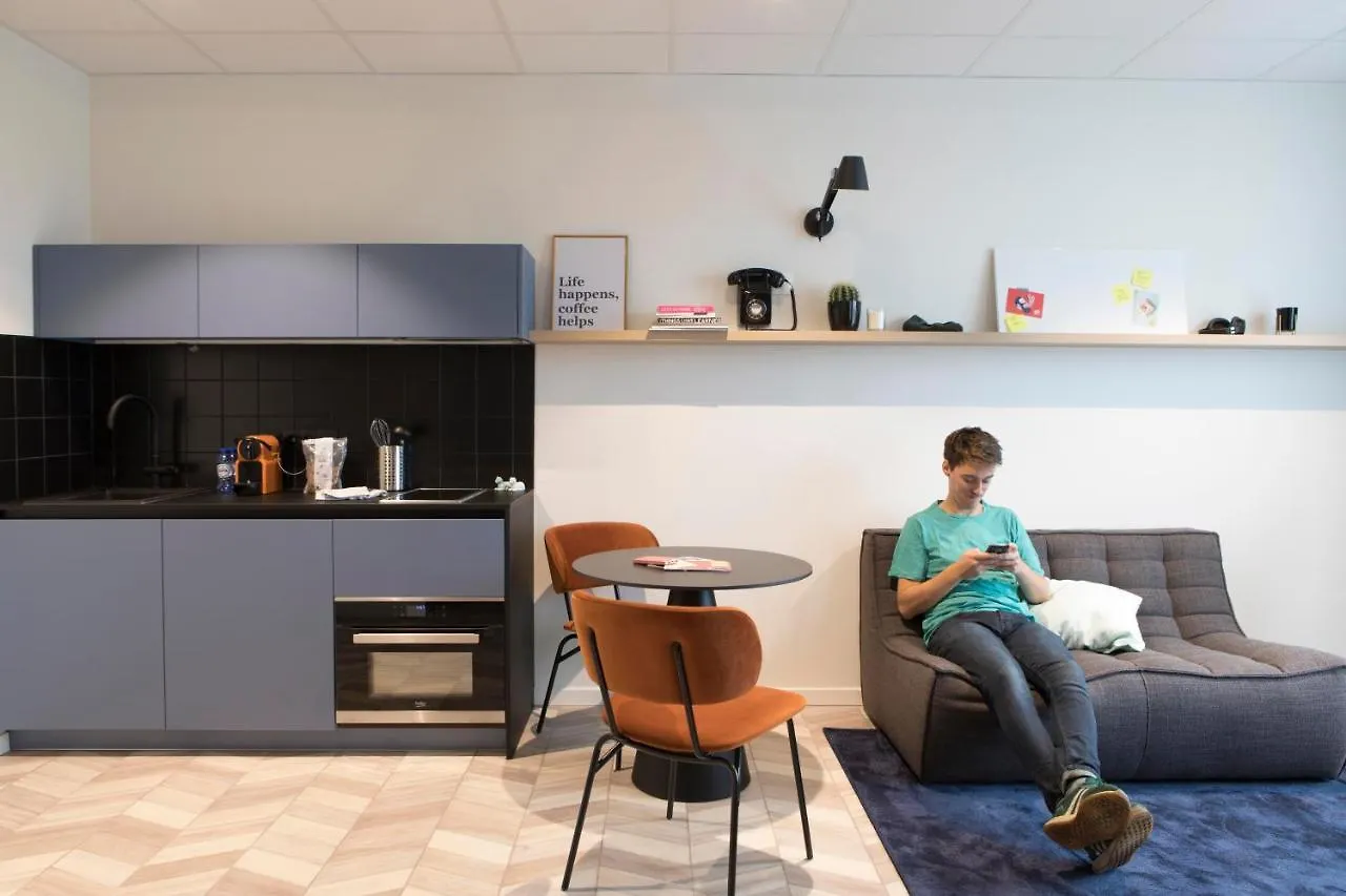 *** מלון Kraainem Roxi The Urban Residence Brussels בלגיה
